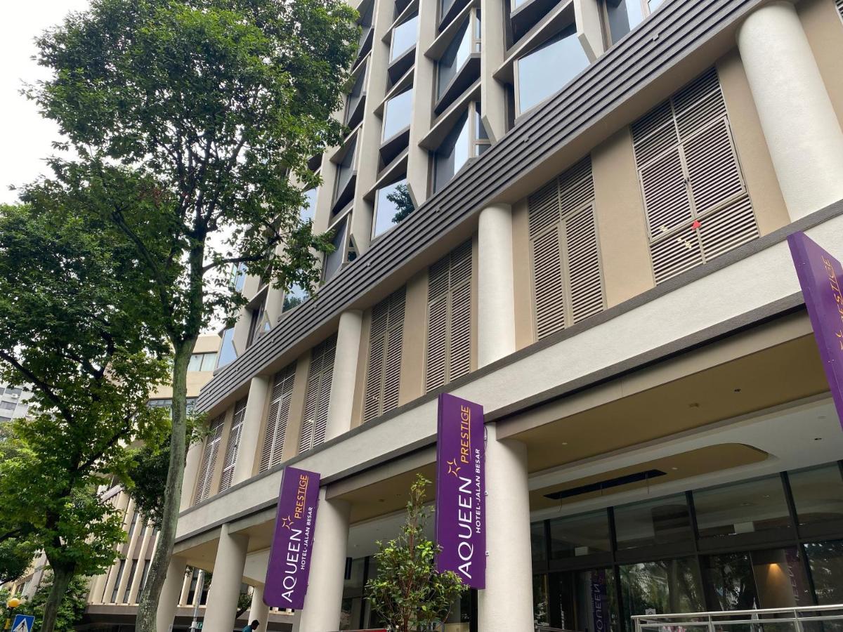 Aqueen Prestige Hotel Jalan Besar Singapur Exteriér fotografie