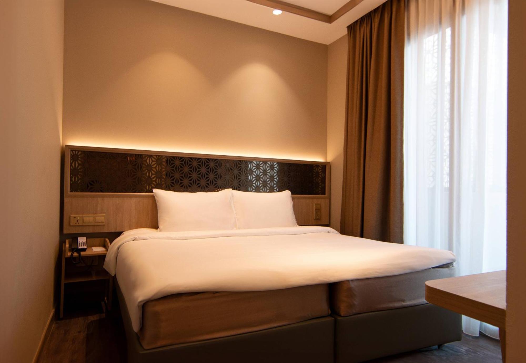 Aqueen Prestige Hotel Jalan Besar Singapur Exteriér fotografie